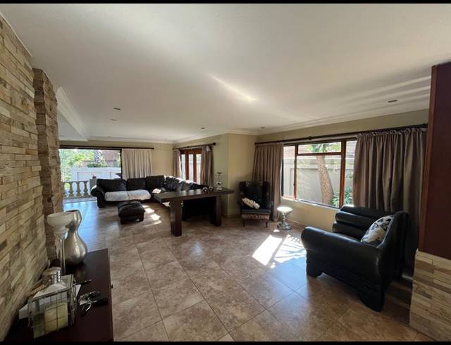 4 BEDROOM HOUSE FOR SALE IN WATERKLOOF